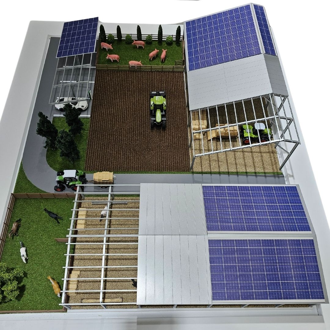 Modello al Salon international de l'élevage 2024 a Rennes, Francia alla SPACE 2024 - The international exhibition for animal farming