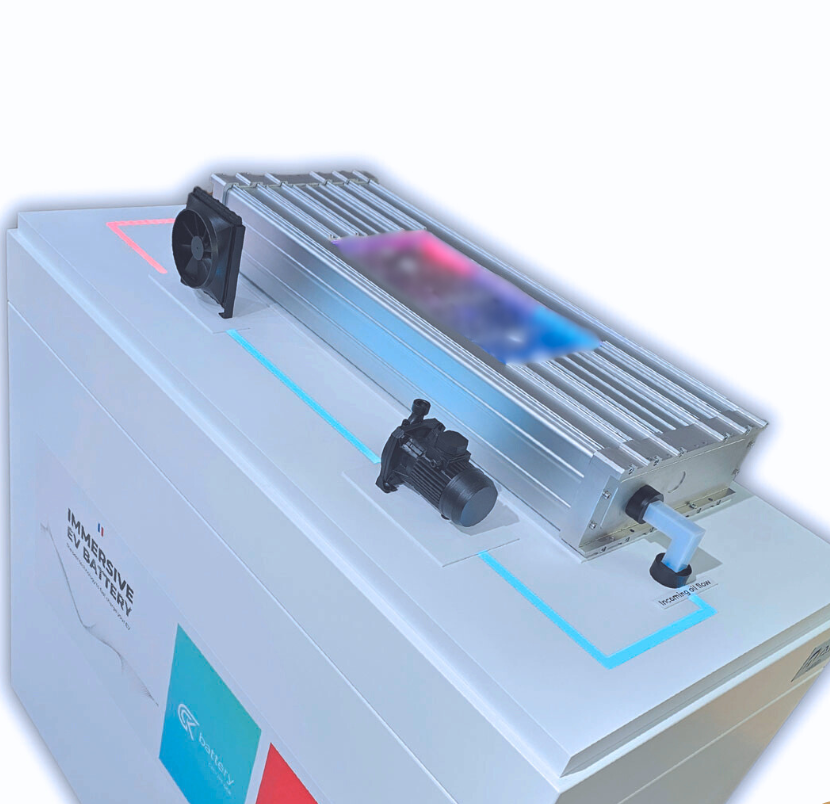 Une maquette architecturale soigneusement fabriquée à la main par ARI Maquette, conçue pour Educatec-Educatice, représentant des campus de nouvelle génération, des salles de classe intelligentes et des pôles d’apprentissage numérique. En alliant savo